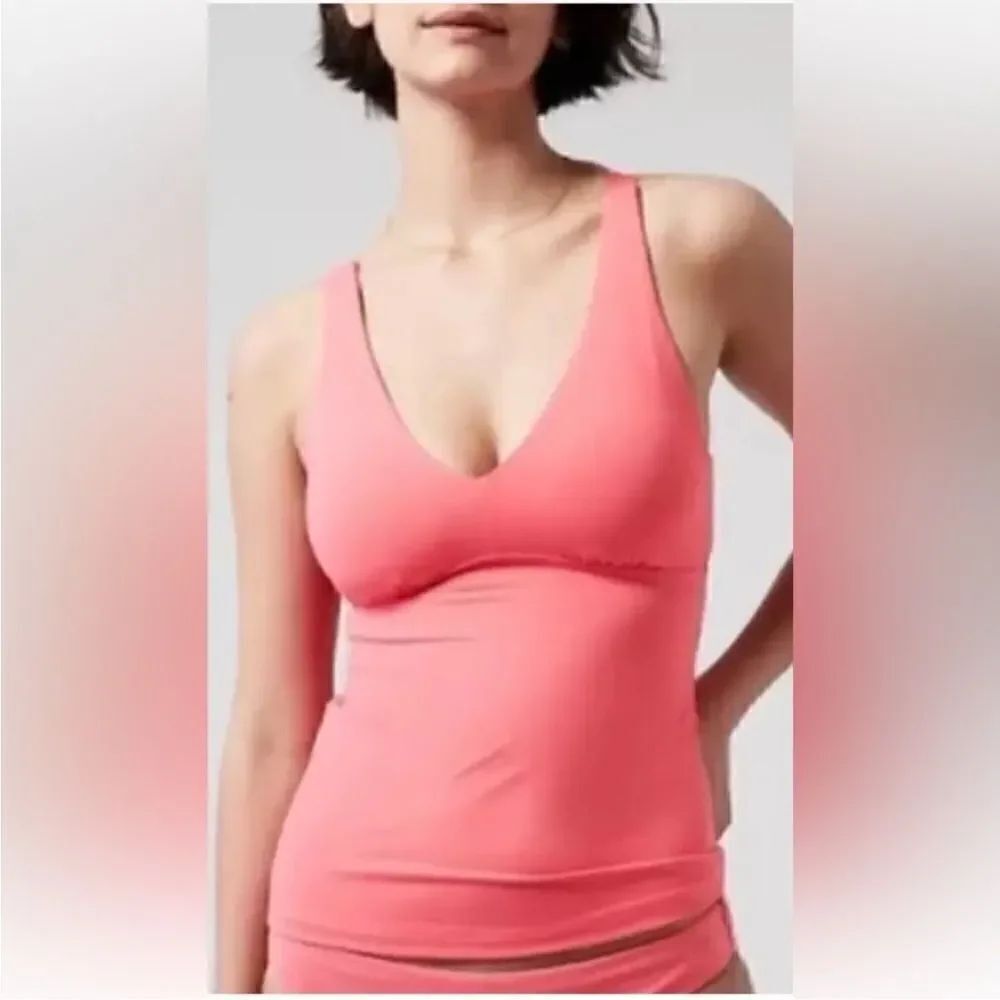 NWOT Athleta Coral Plunge Tankini Swim Top!